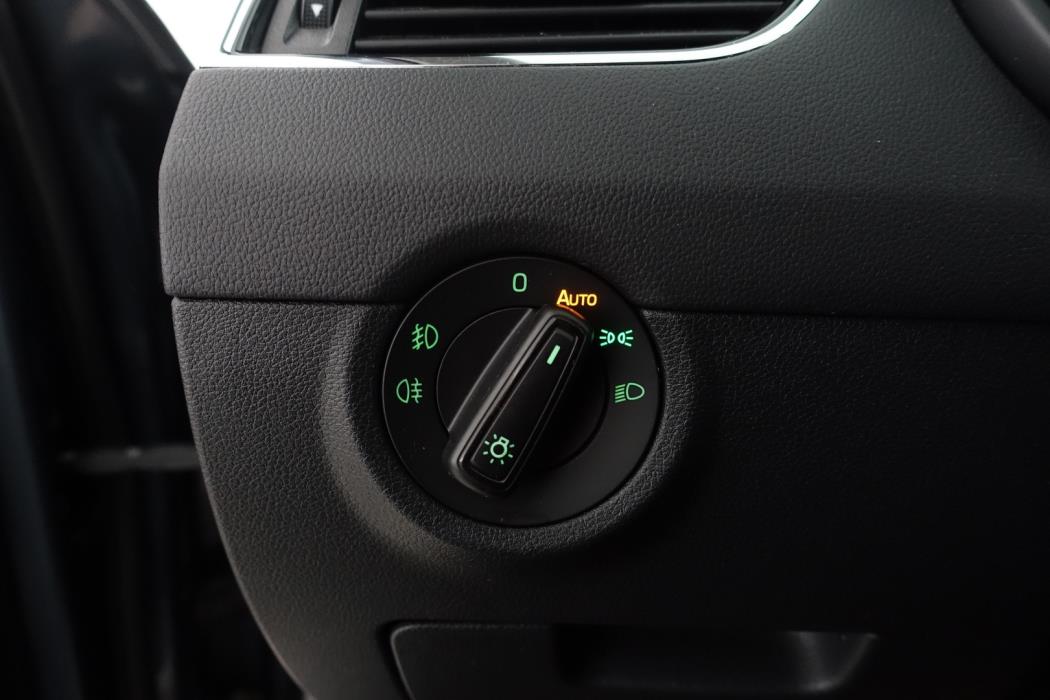 SKODA Octavia 2016