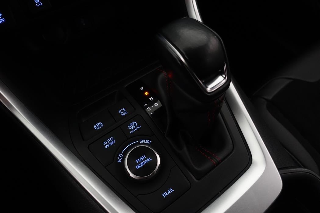 TOYOTA RAV4 2021