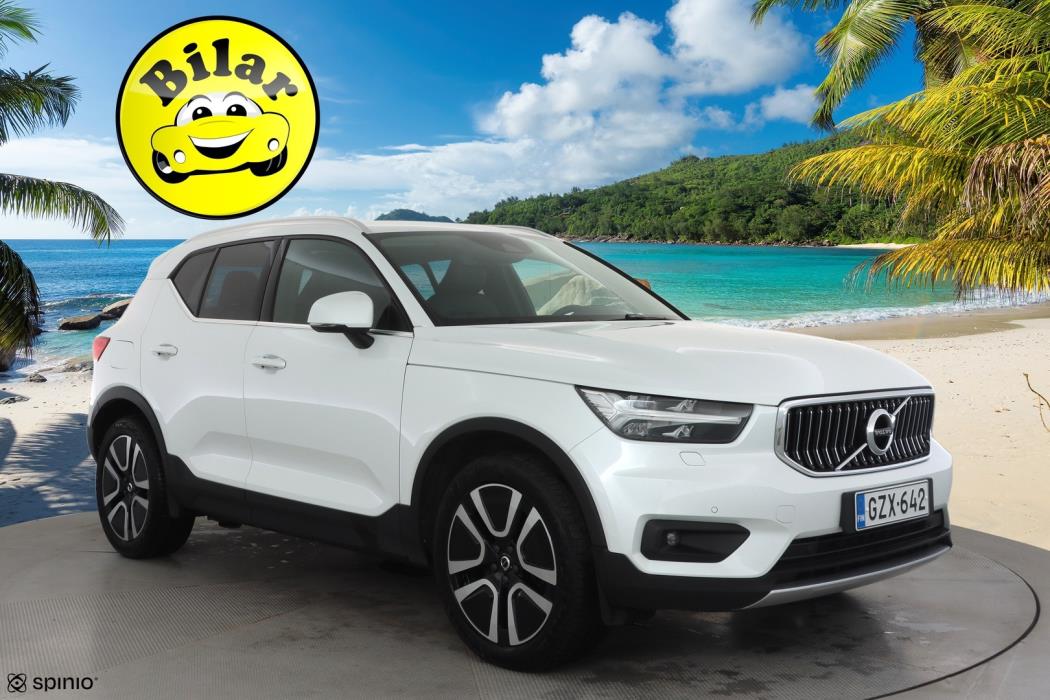 VOLVO XC40 2021