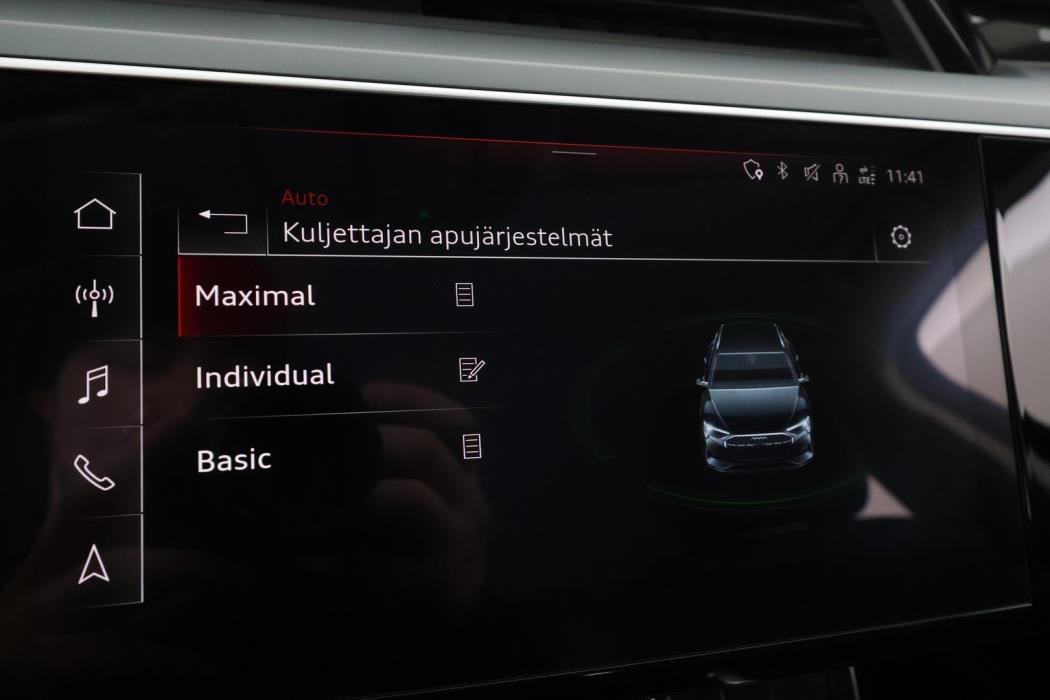 AUDI e-tron 2022