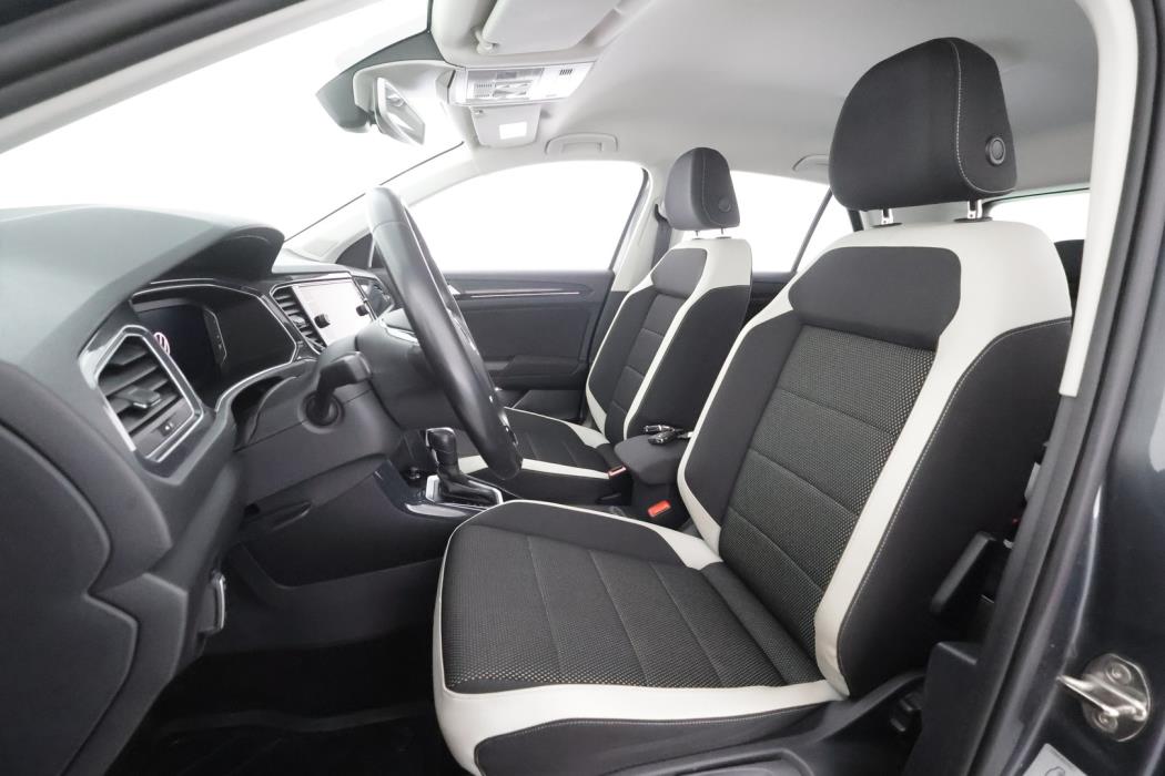VOLKSWAGEN T-Roc 2021