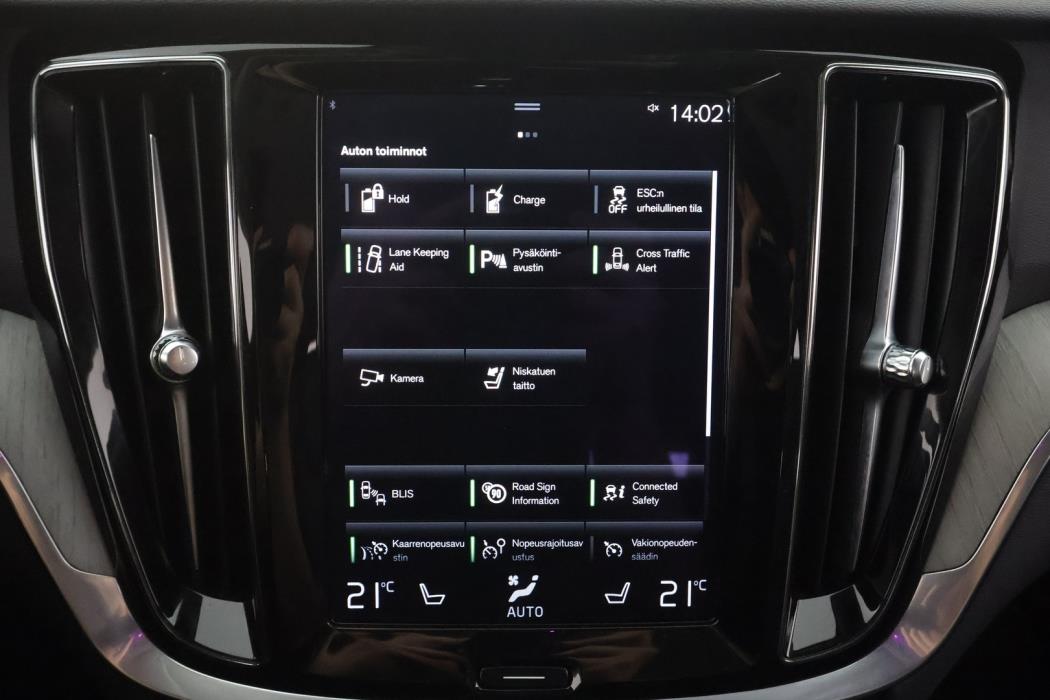 VOLVO V60 2021
