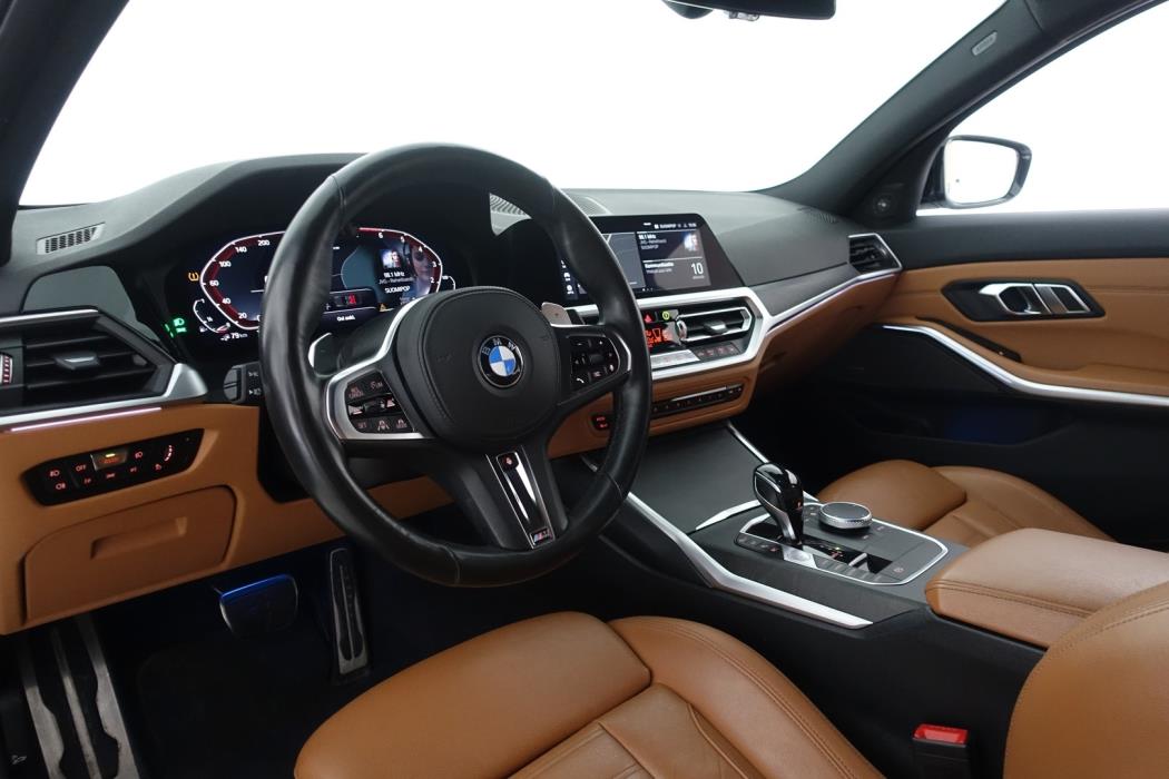 BMW 330 2020