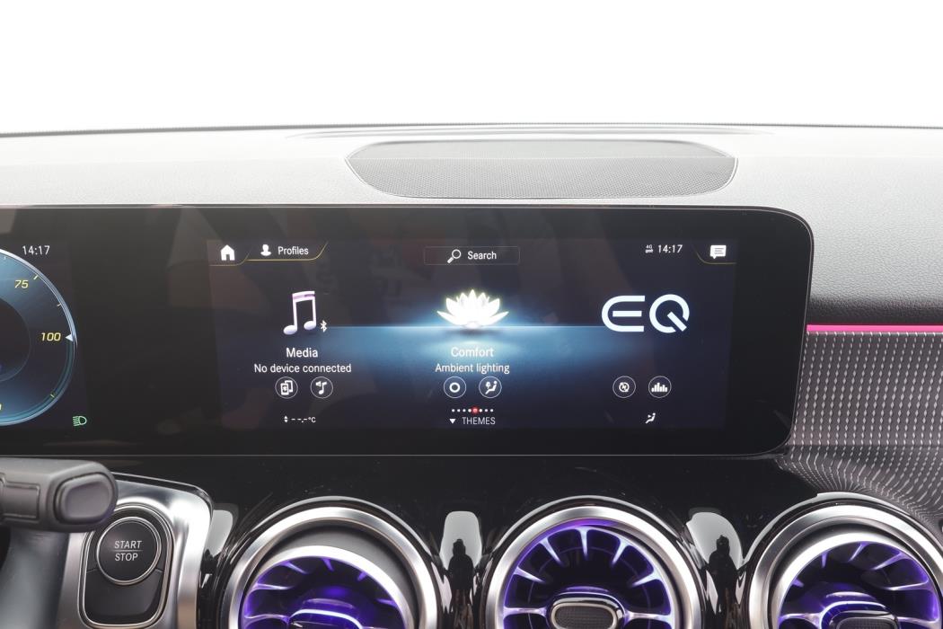 MERCEDES-BENZ EQB 2023