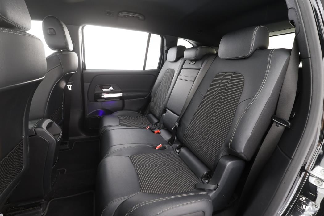 MERCEDES-BENZ EQB 2023