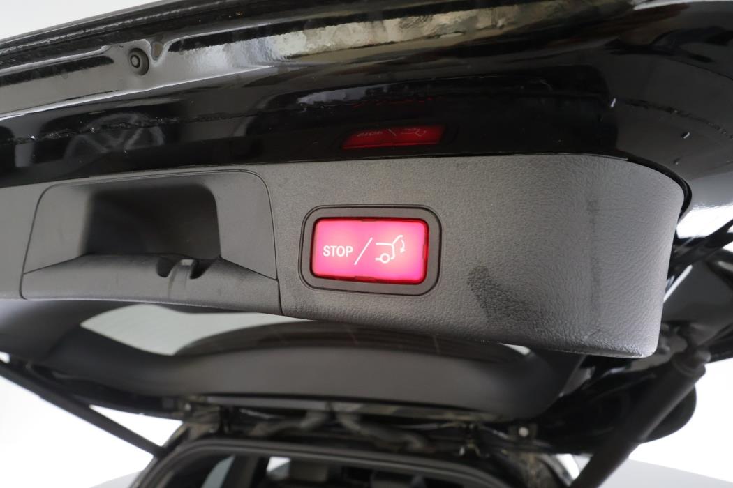 MERCEDES-BENZ EQB 2023