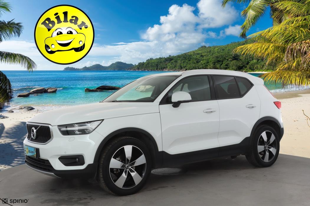 VOLVO XC40 2021