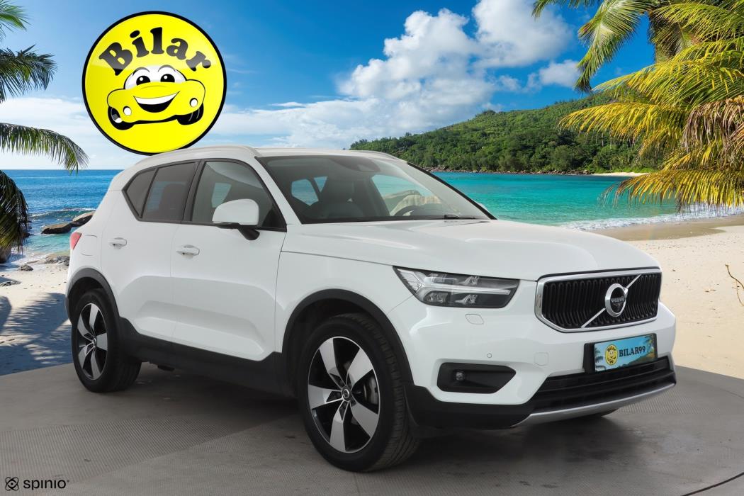 VOLVO XC40 2021