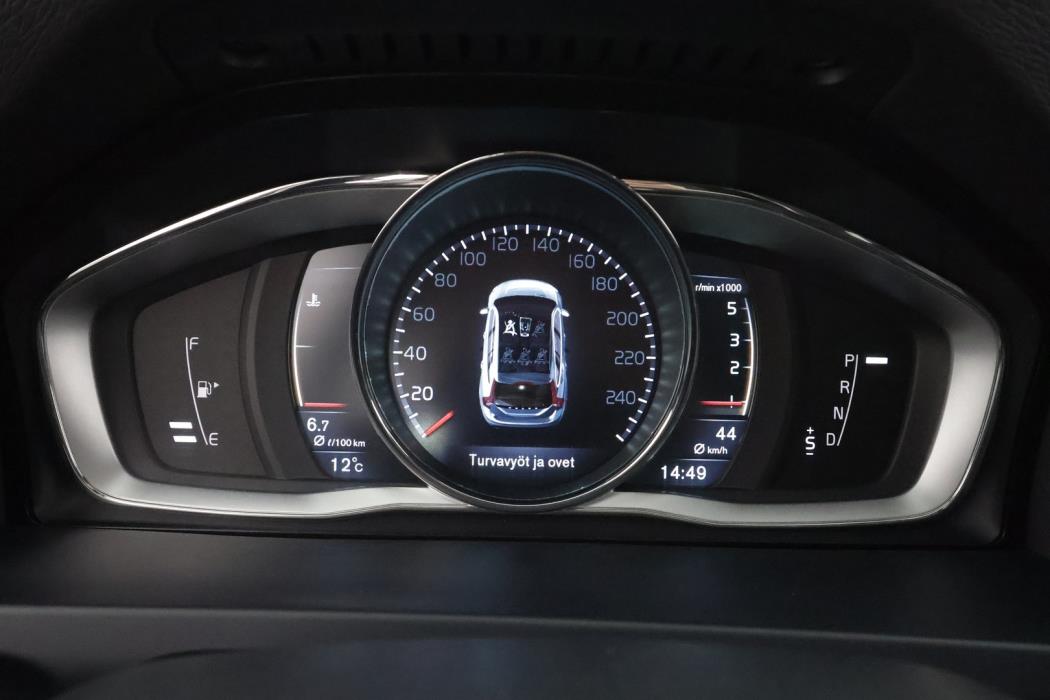 VOLVO V60 Cross Country 2016