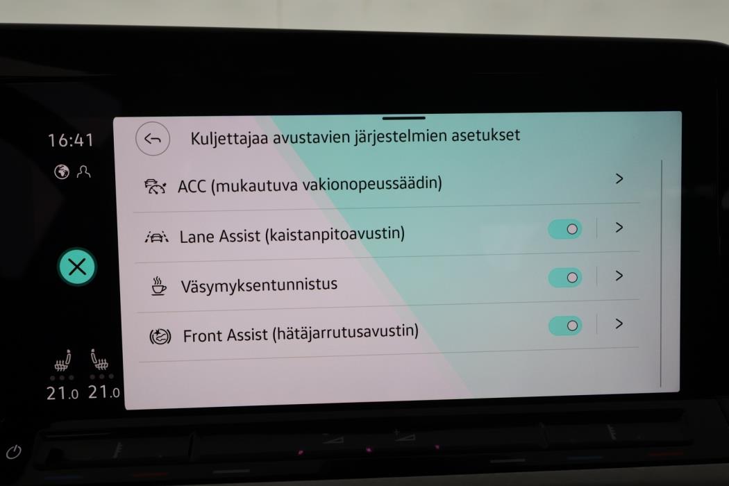 VOLKSWAGEN Golf 2022