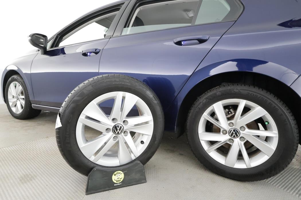 VOLKSWAGEN Golf 2022