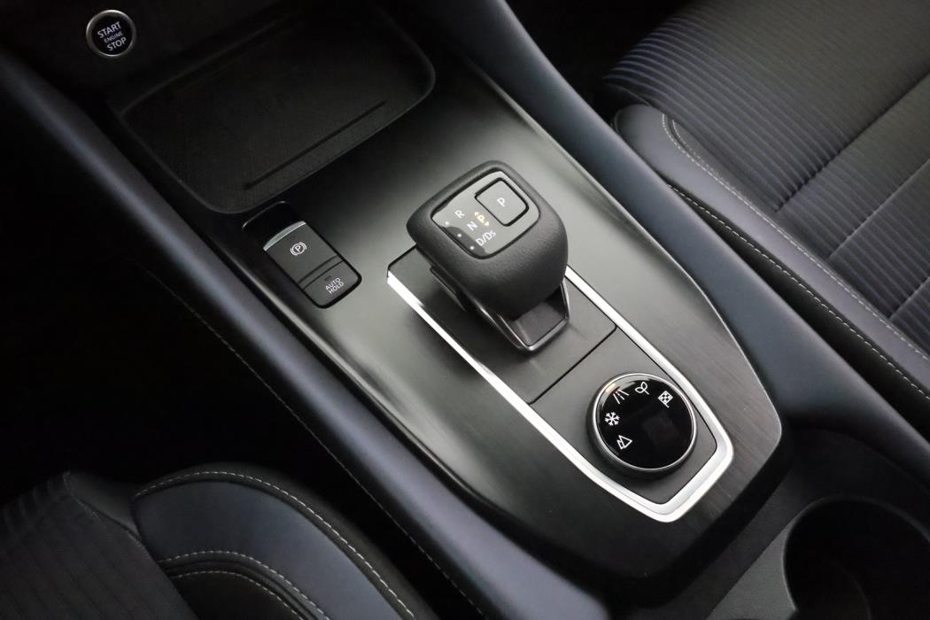 NISSAN Qashqai 2023