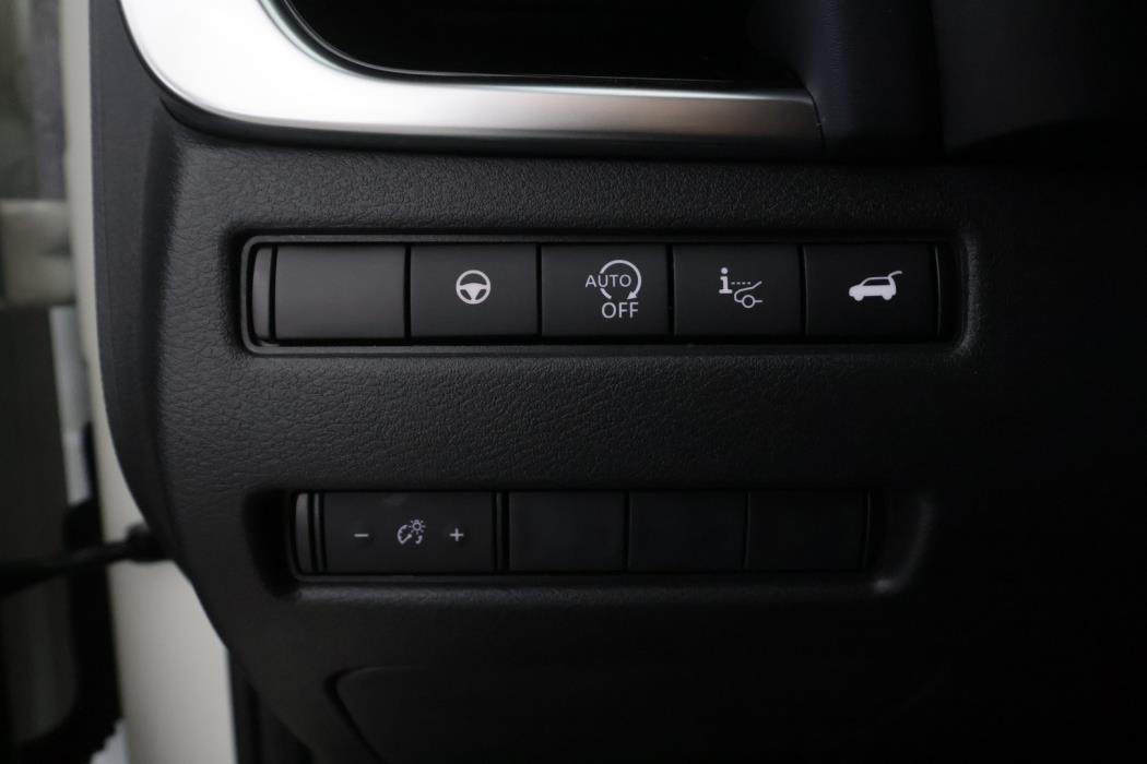 NISSAN Qashqai 2023
