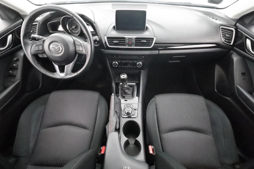 MAZDA 3 2015