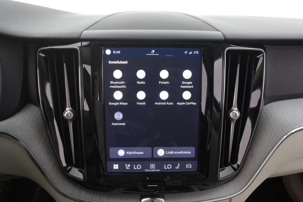 VOLVO XC60 2023