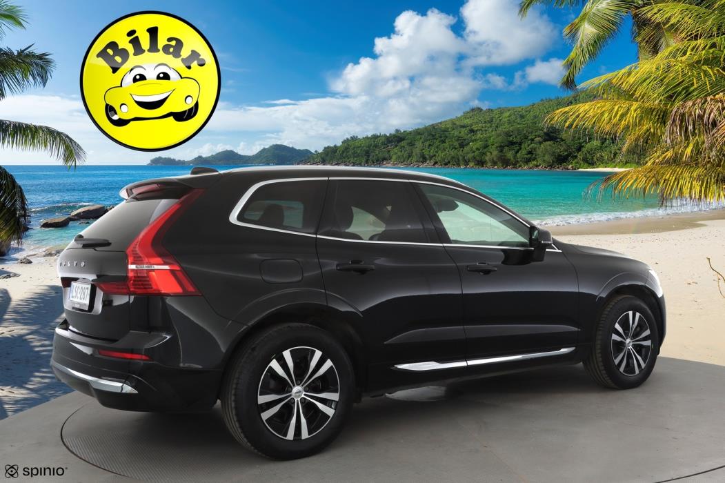 VOLVO XC60 2023