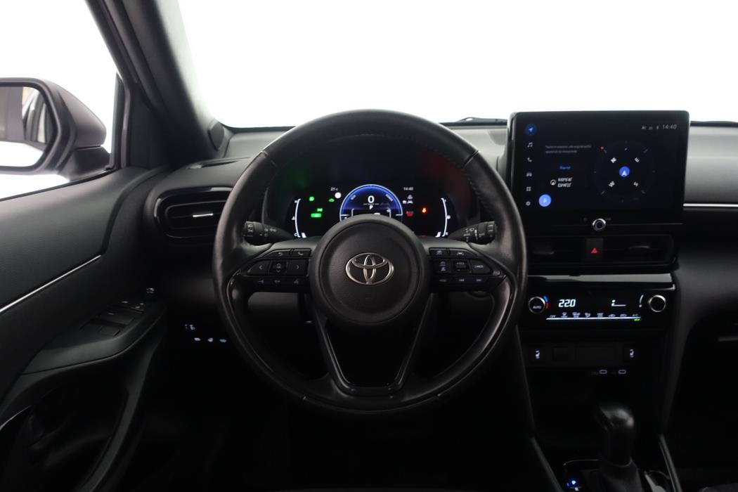 TOYOTA Yaris Cross 2024