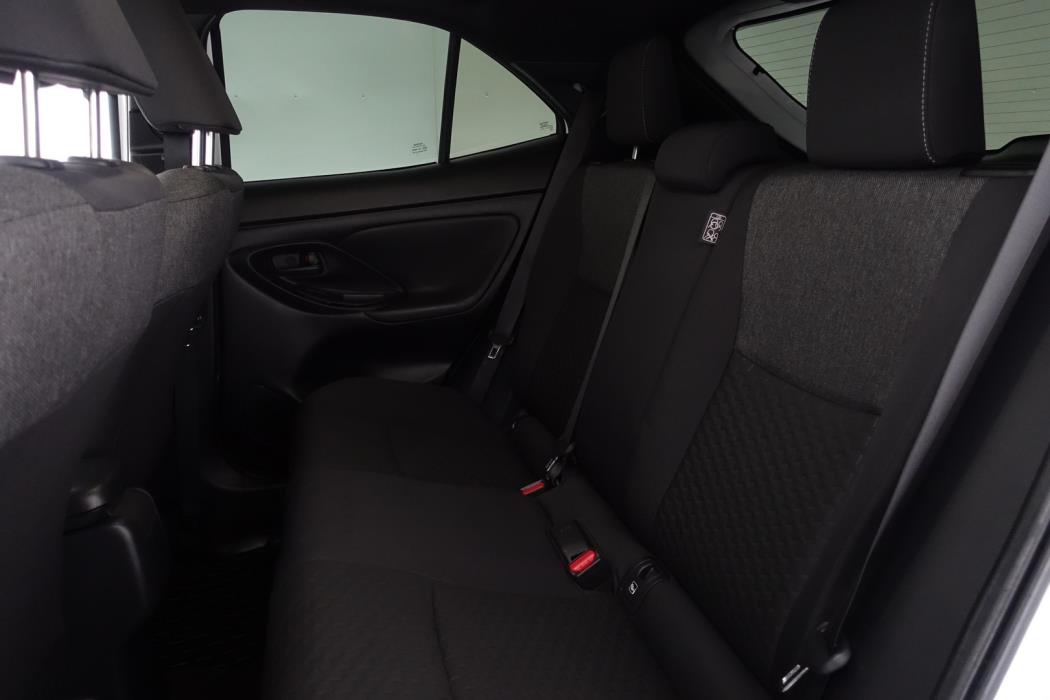 TOYOTA Yaris Cross 2024