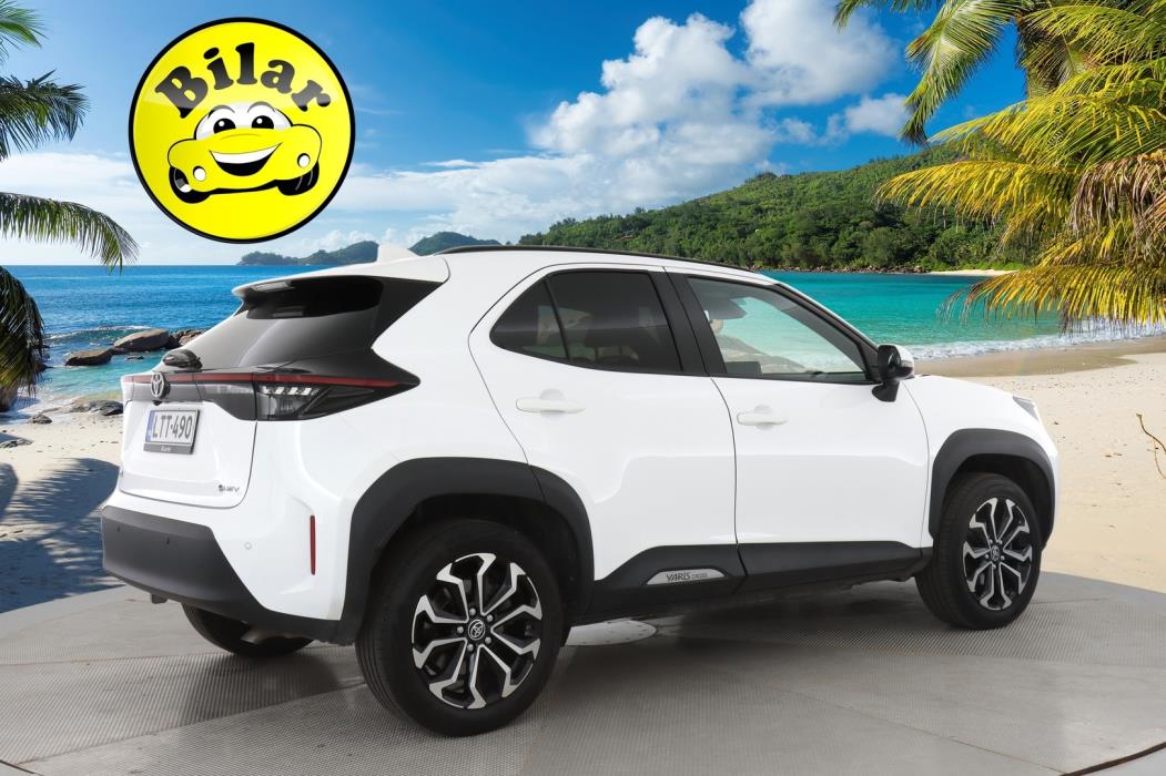 TOYOTA Yaris Cross 2024