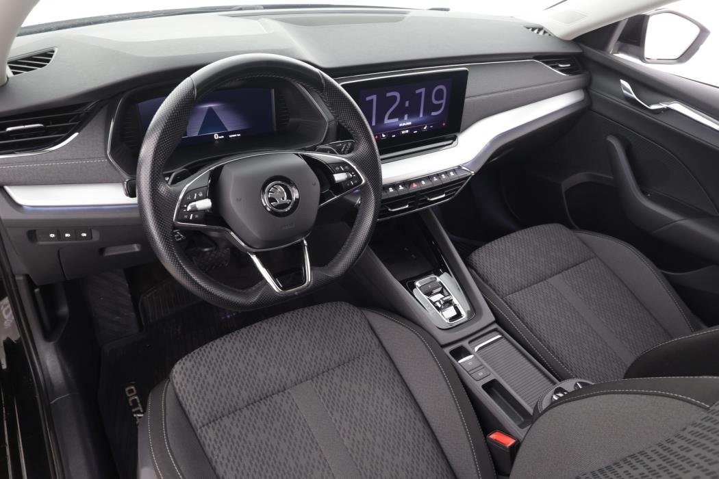 SKODA Octavia 2023