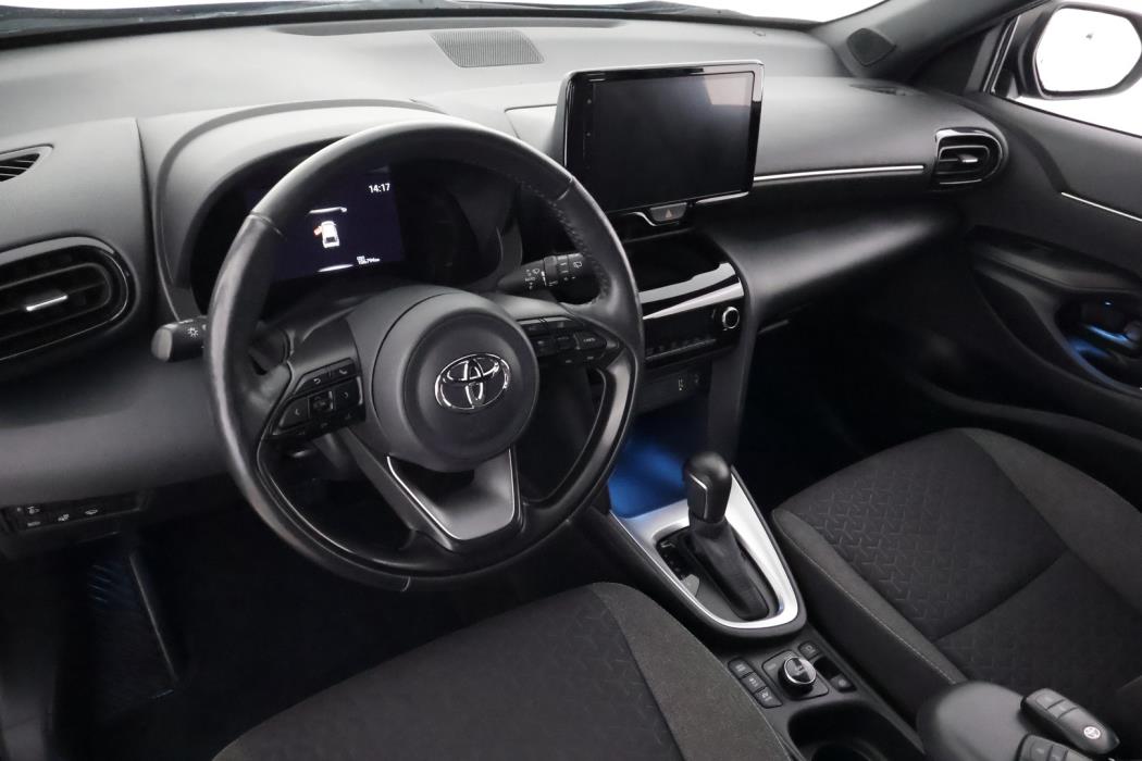 TOYOTA Yaris Cross 2023