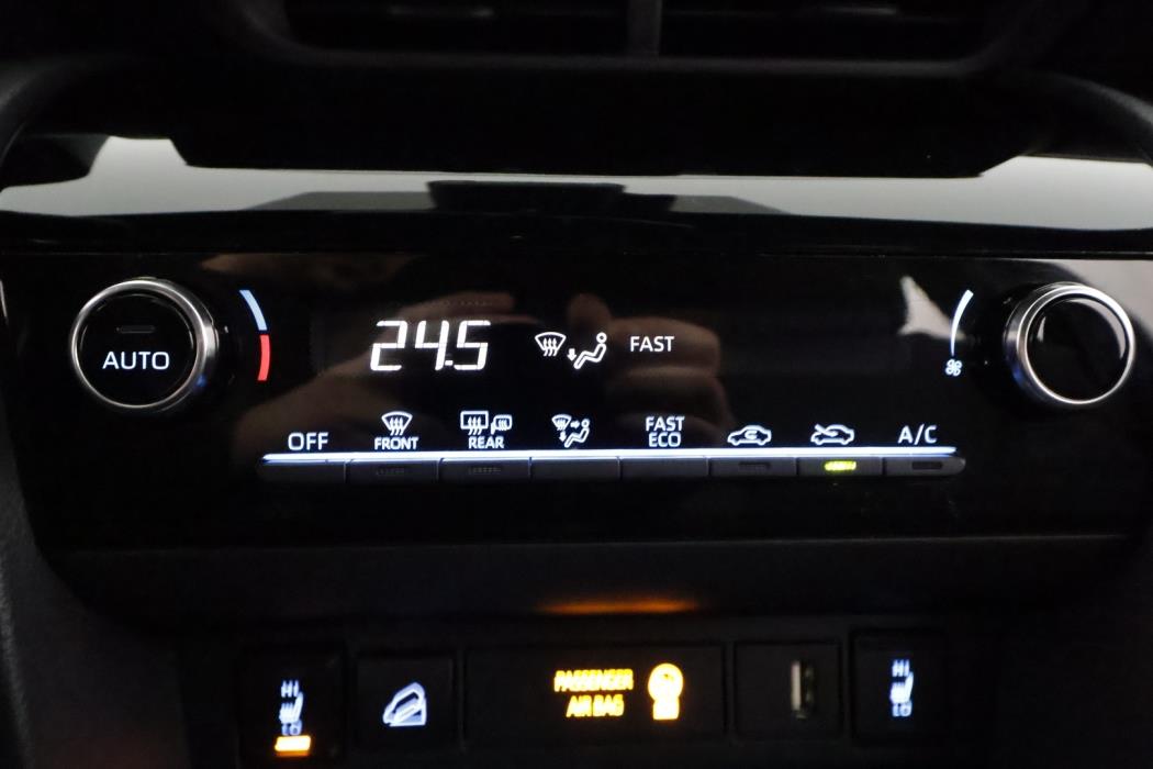 TOYOTA Yaris Cross 2023