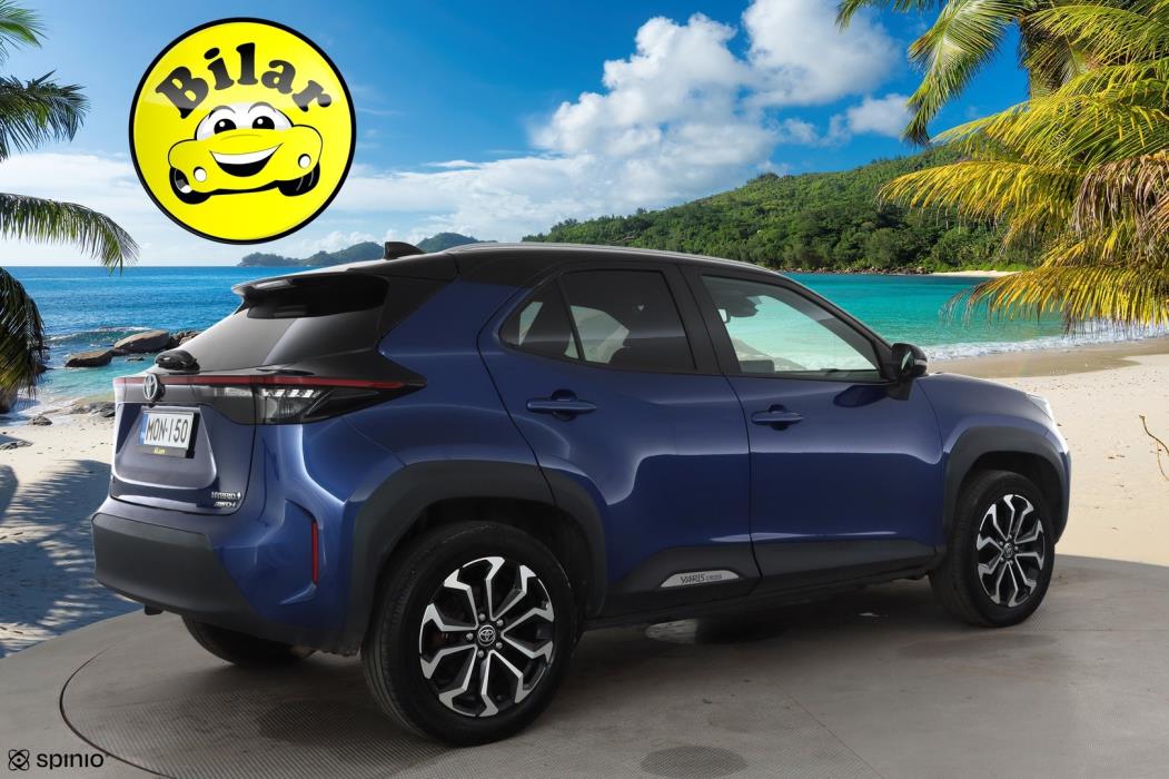 TOYOTA Yaris Cross 2023