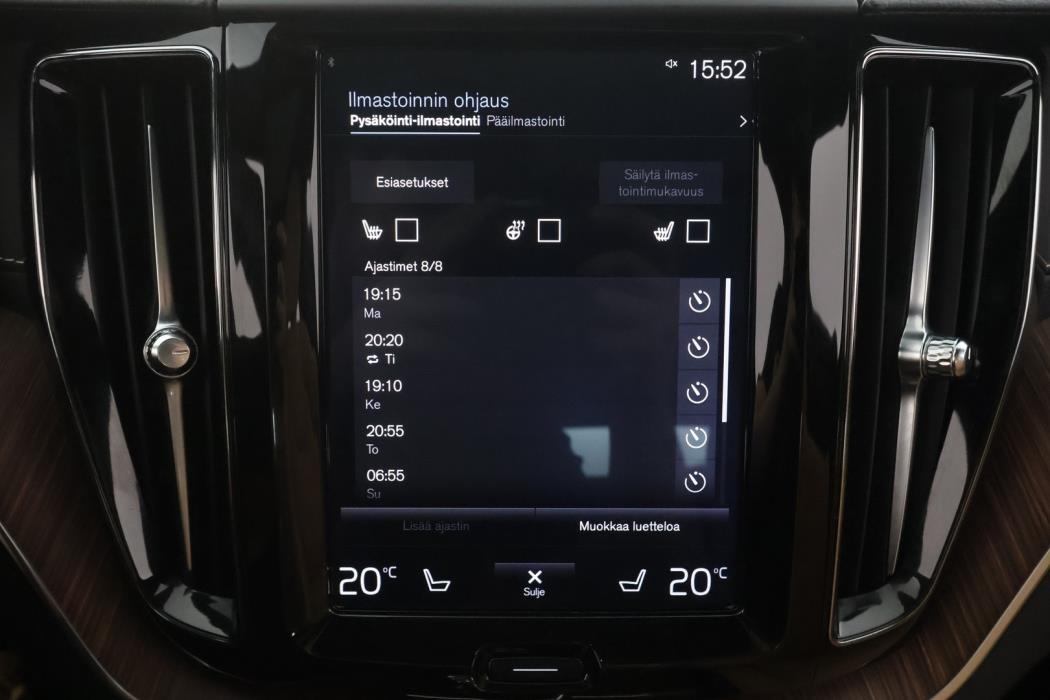 VOLVO XC60 2020