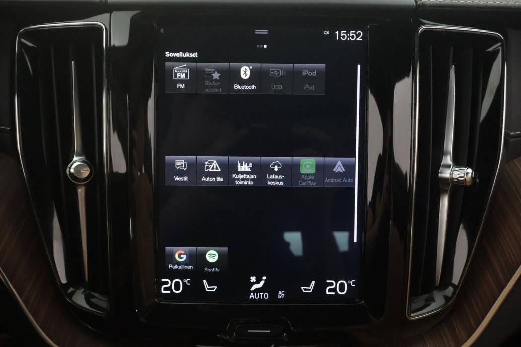 VOLVO XC60 2020