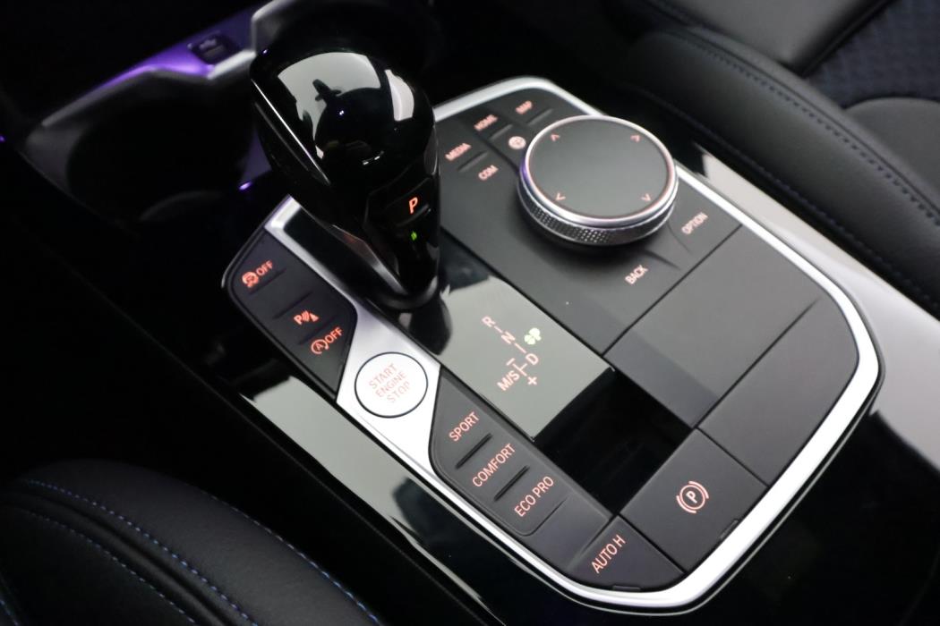 BMW 218 2022