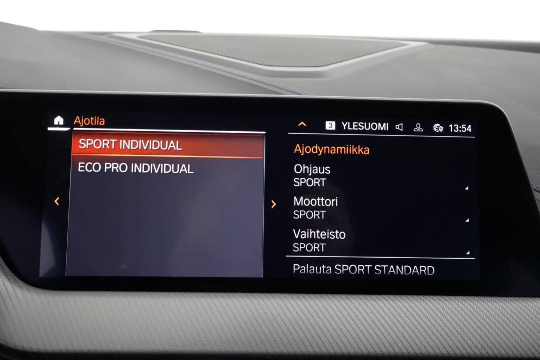 BMW 218 2022