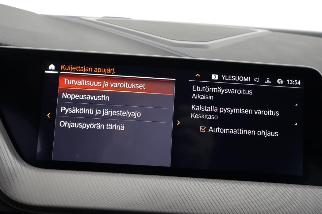 BMW 218 2022