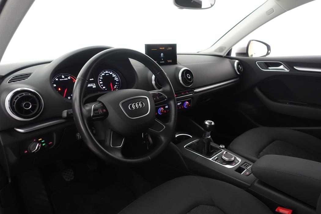 AUDI A3 2015