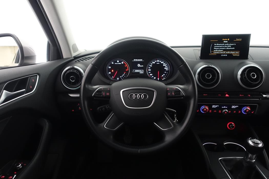 AUDI A3 2015