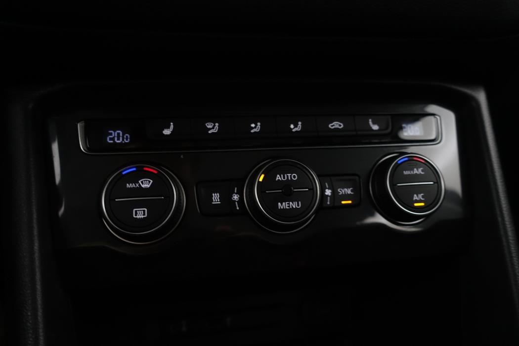 VOLKSWAGEN Tiguan 2017