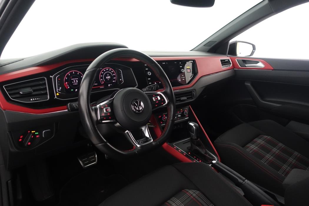 VOLKSWAGEN Polo 2020