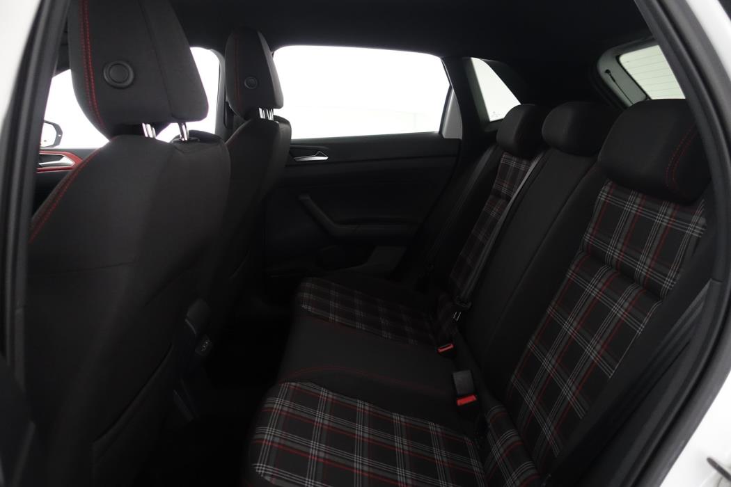 VOLKSWAGEN Polo 2020