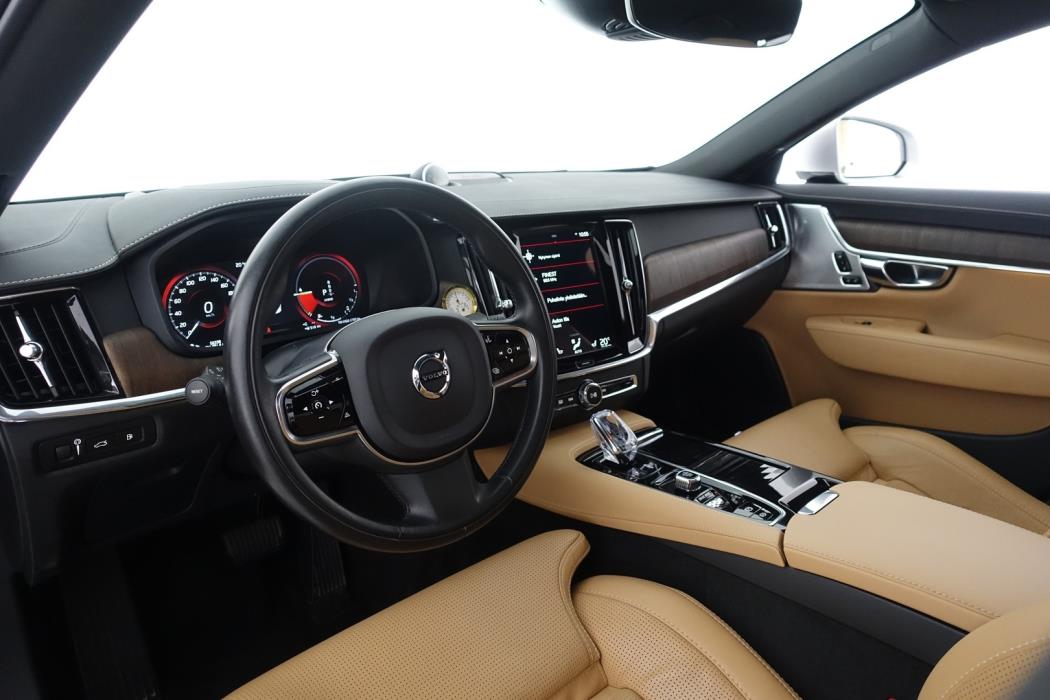 VOLVO S90 2021
