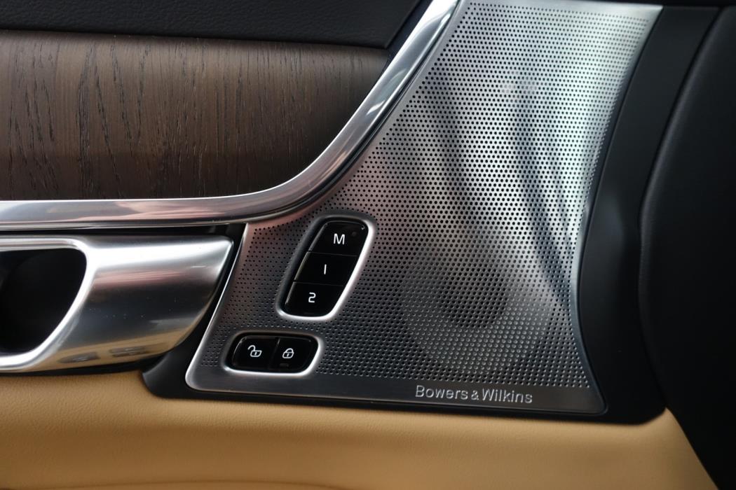 VOLVO S90 2021
