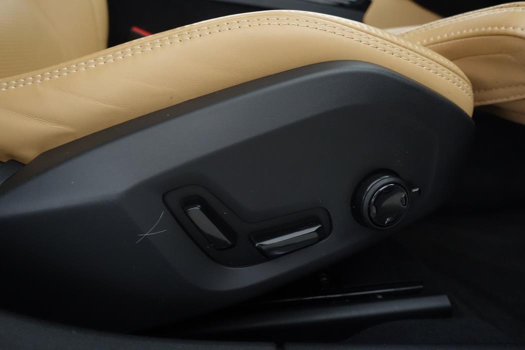 VOLVO S90 2021