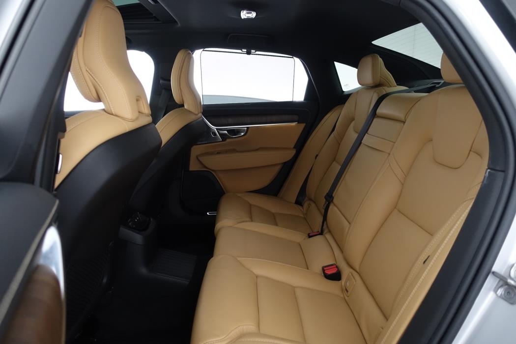 VOLVO S90 2021