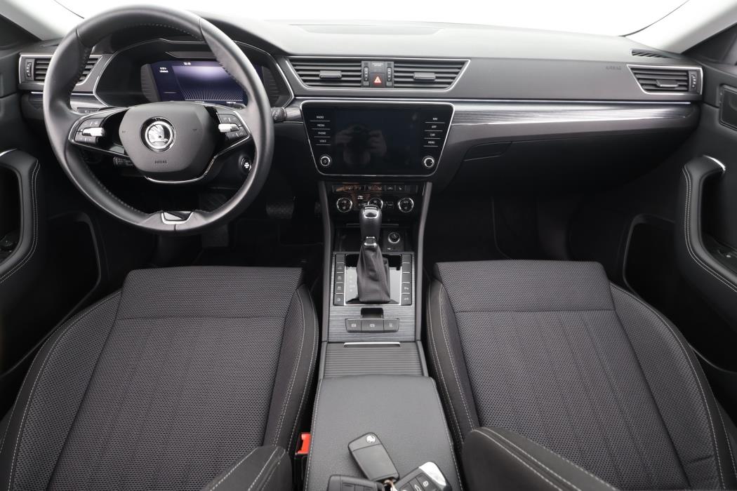 SKODA SUPERB 2023