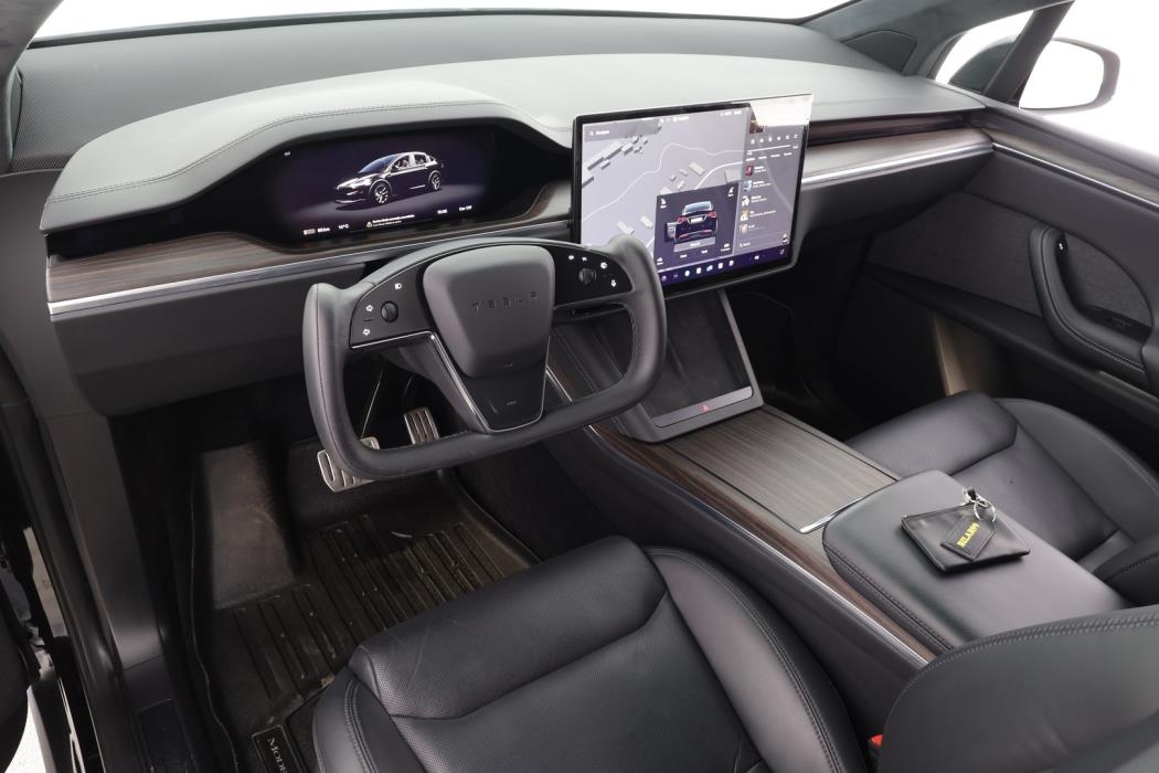 TESLA MODEL X 2023