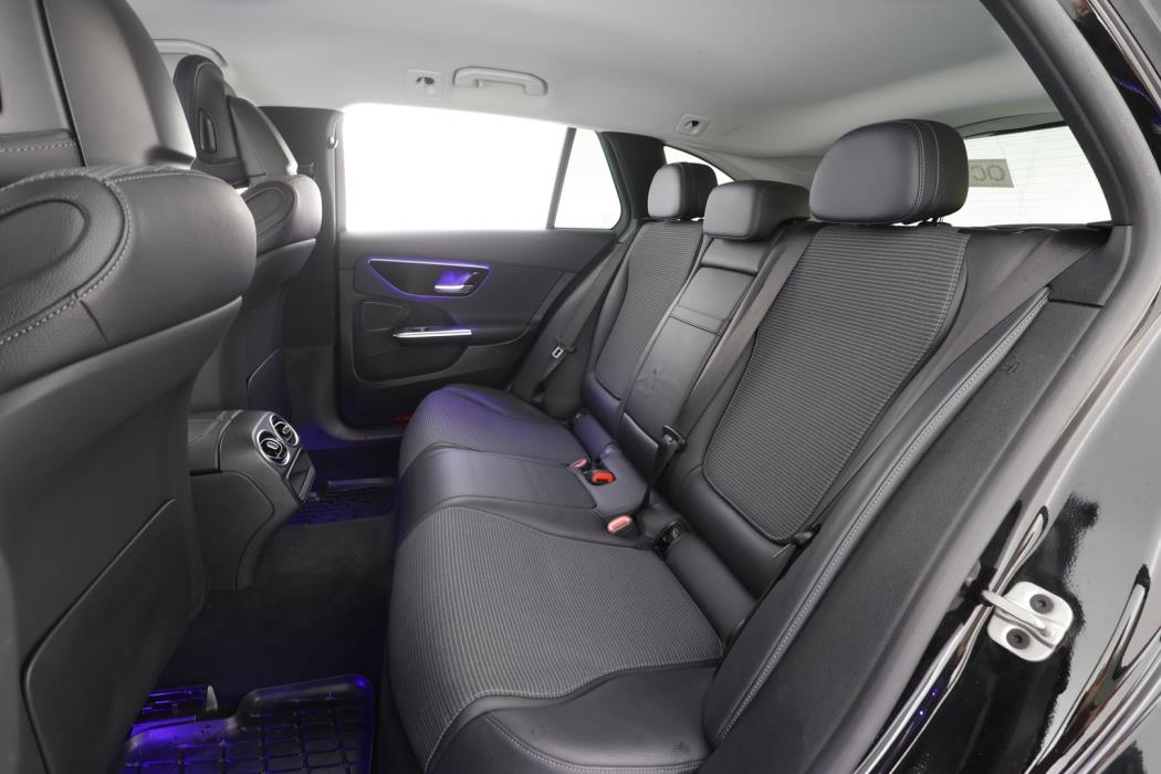 MERCEDES-BENZ C 2023