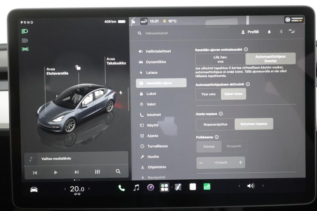 TESLA MODEL 3 2023