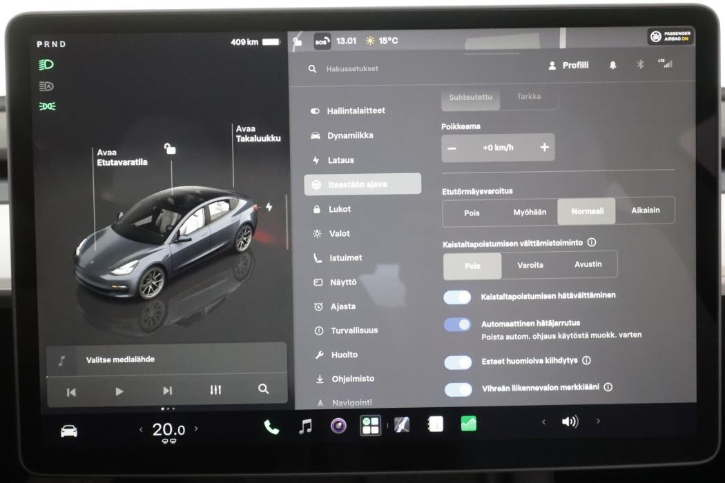 TESLA MODEL 3 2023