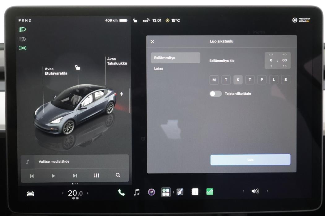 TESLA MODEL 3 2023