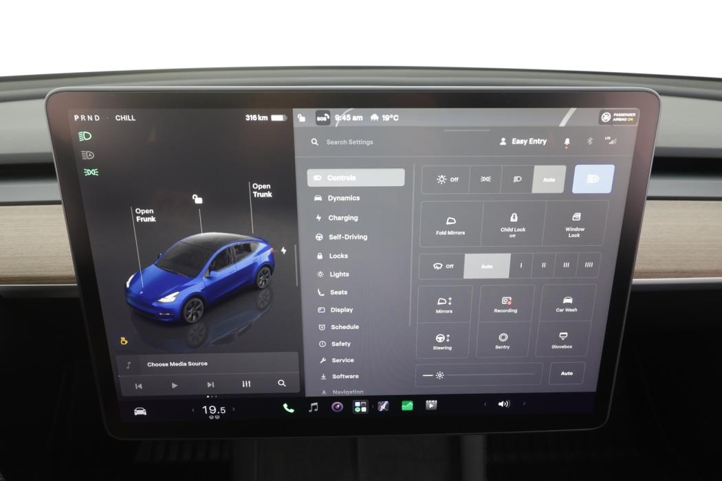 TESLA MODEL Y 2024
