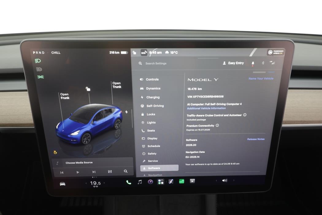 TESLA MODEL Y 2024