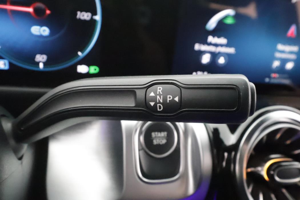 MERCEDES-BENZ EQB 2023
